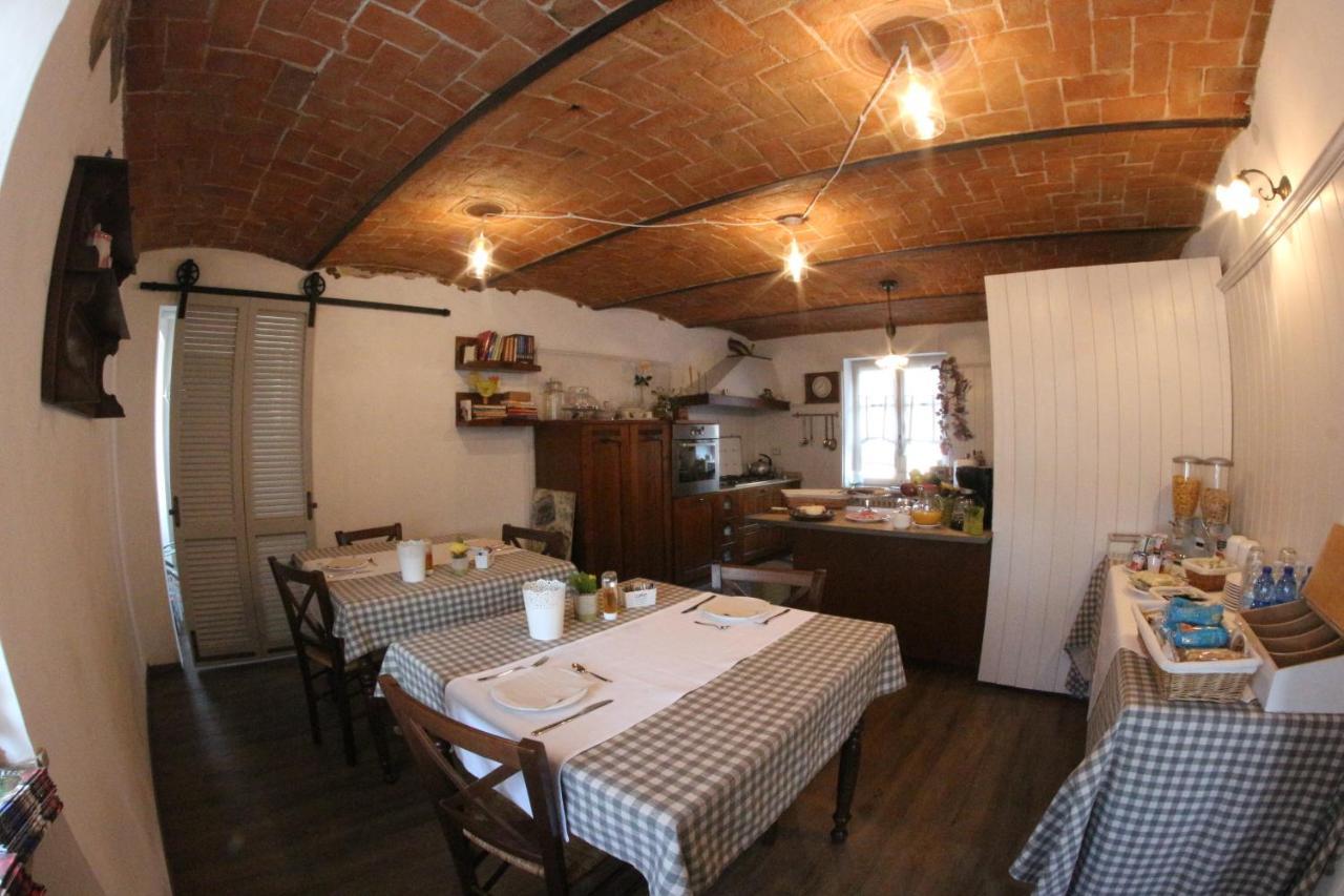 Poggio Dei Farinetti Bed & Breakfast Diano d'Alba Bagian luar foto